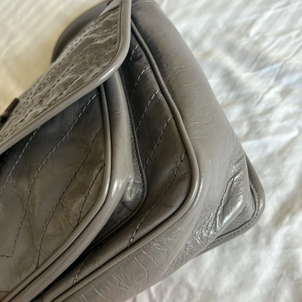 Like New YSL Niki Medium Bag Color Fog - Picture 7 of 17